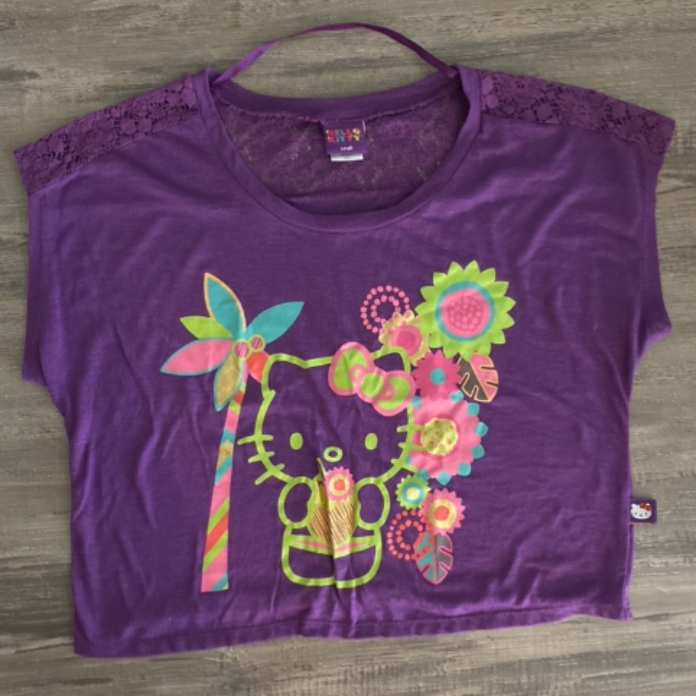 Hello Kitty loose fit crop top